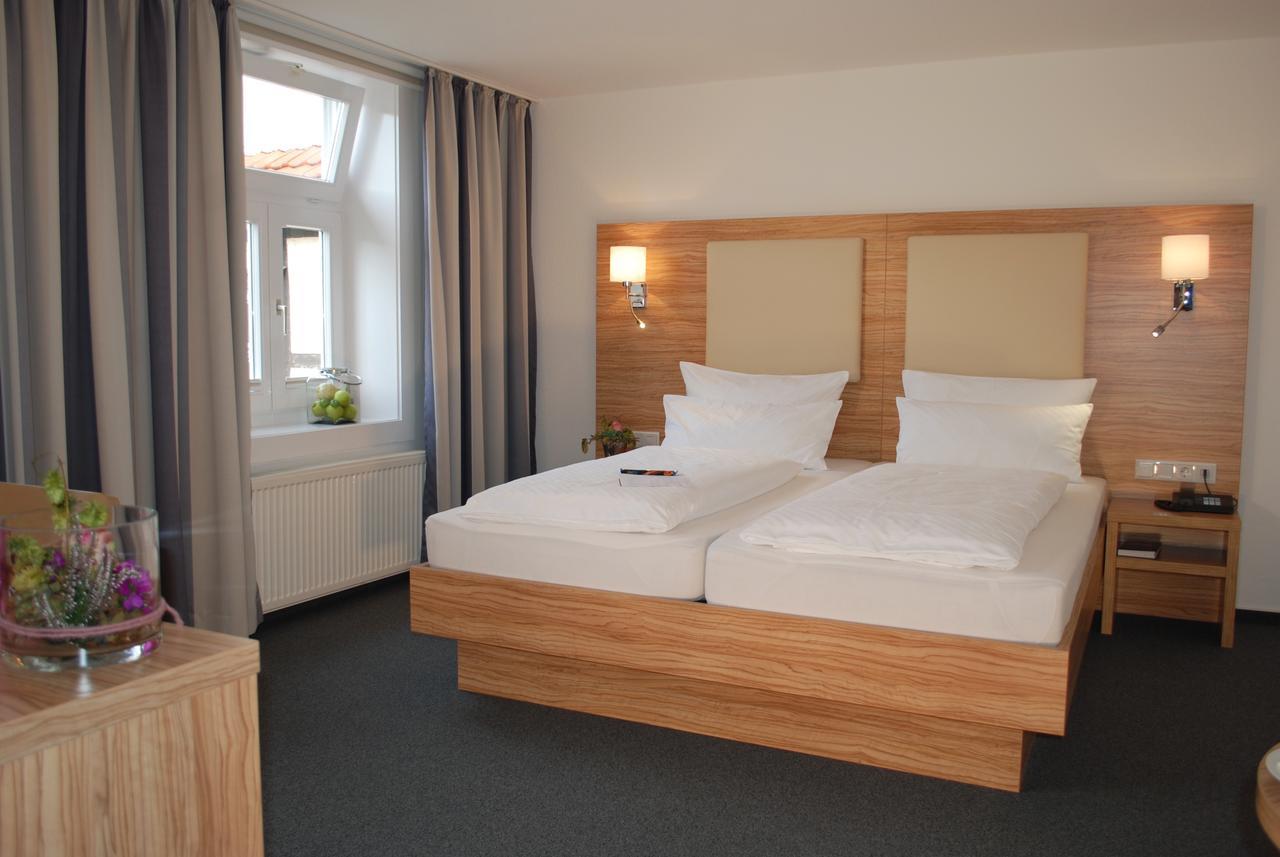 Hotel Alt Warburg Esterno foto