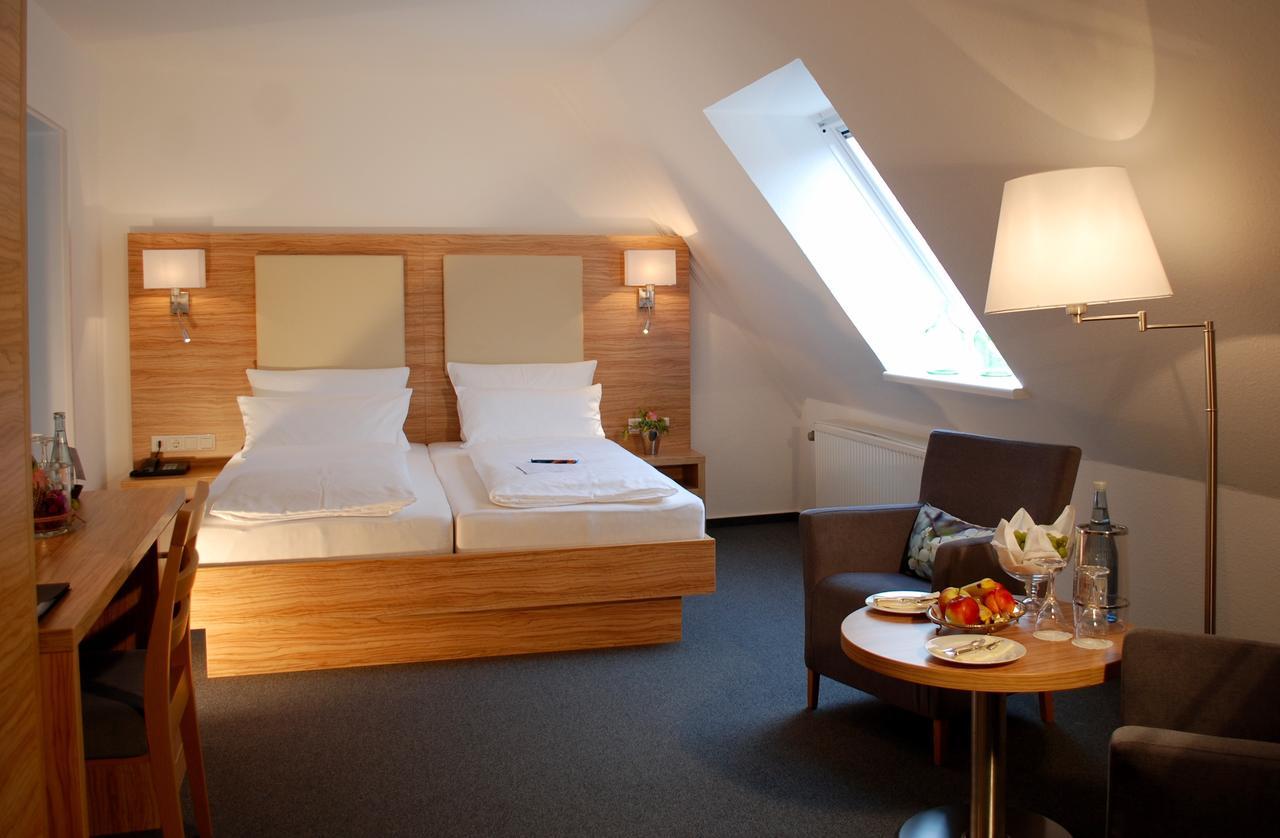Hotel Alt Warburg Esterno foto