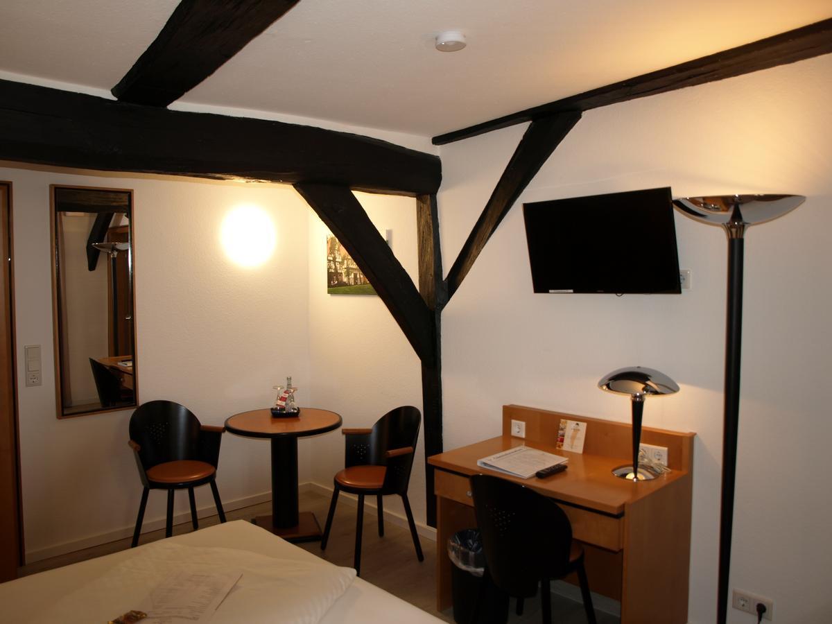 Hotel Alt Warburg Esterno foto