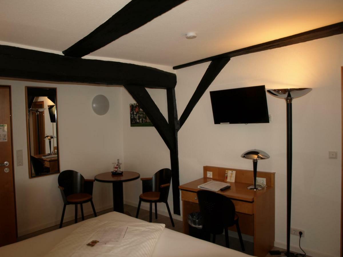 Hotel Alt Warburg Esterno foto