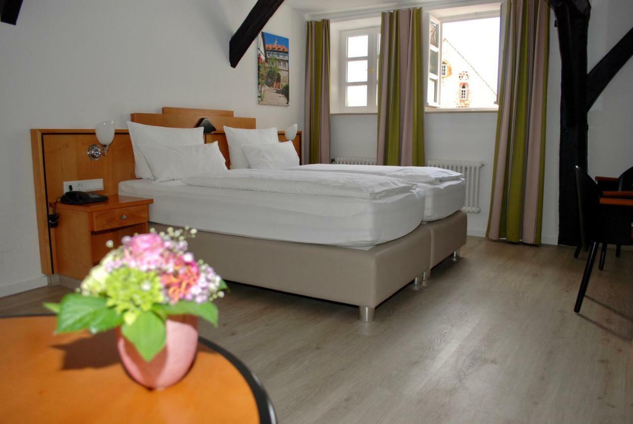 Hotel Alt Warburg Esterno foto